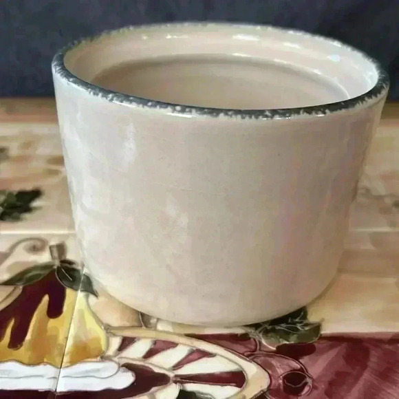 Home And Garden Stoneware Bird House Pattern - Picture 5 of 7